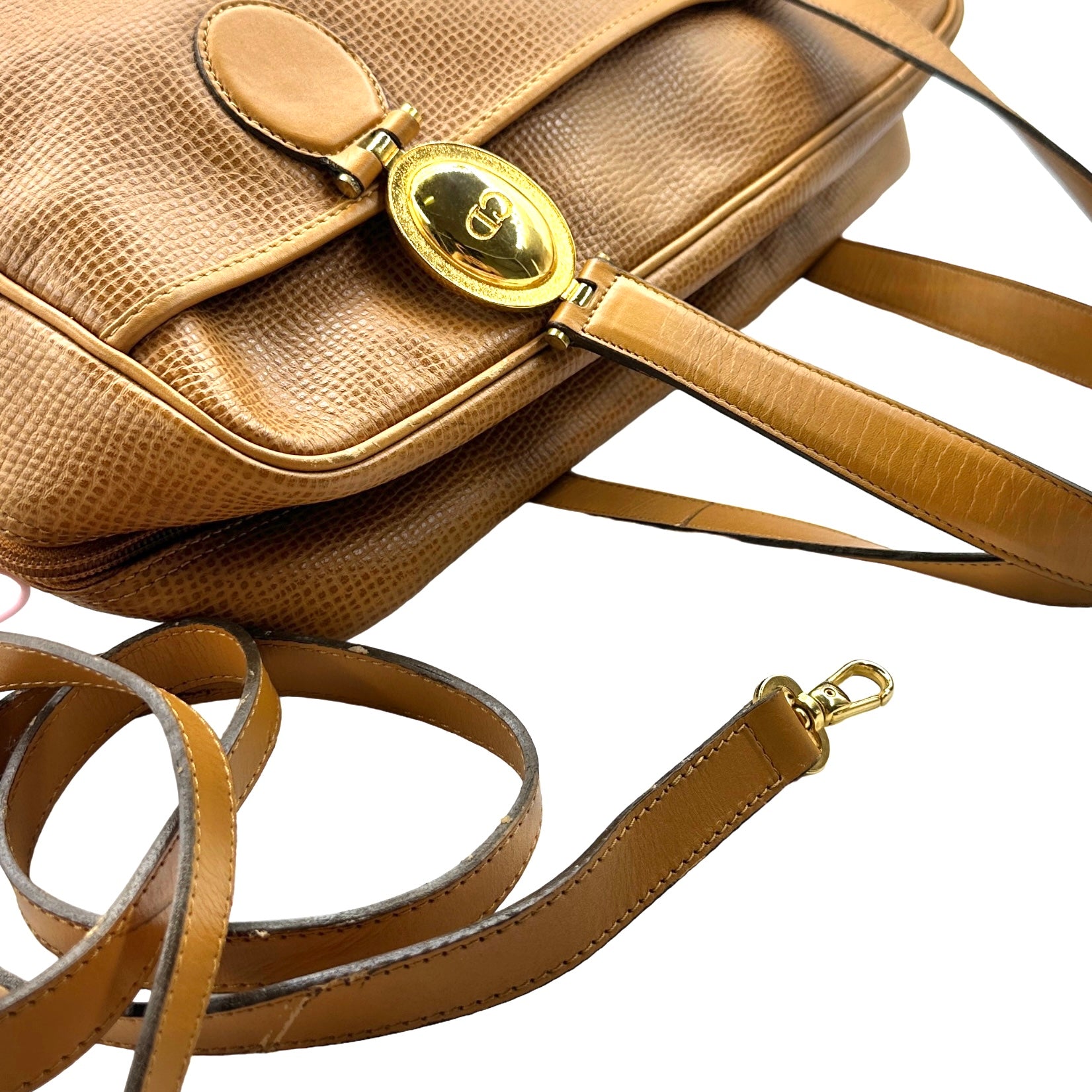 Dior Oval Golden Two Way Bag - Image 7