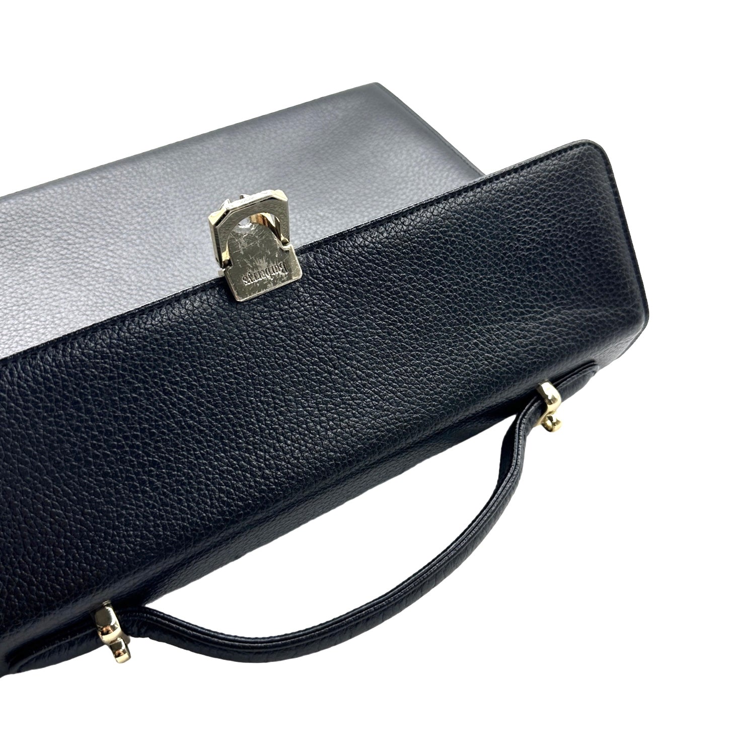 Burberry Kelly Handbag - Image 7