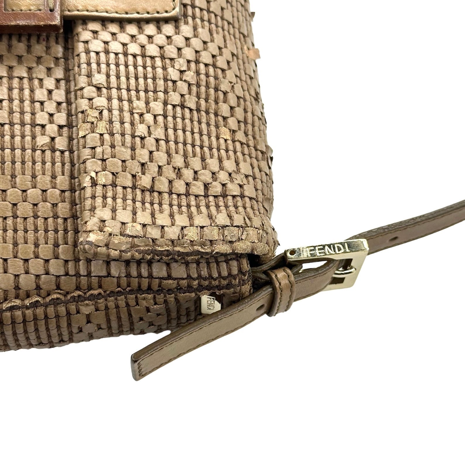 Fendi Woven Leather Baguette Bag - Image 8