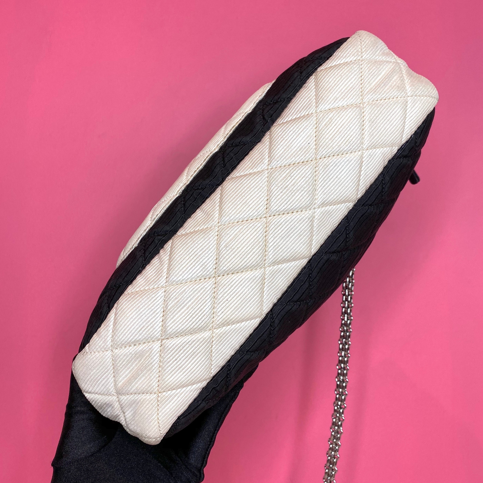 Chanel 2.55 Camera Case Bag - Image 5