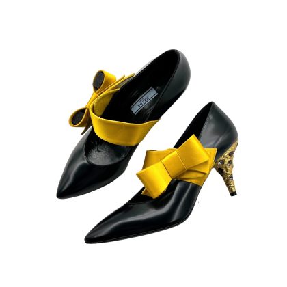 Prada Rhinestone Bow Embellished Leather Pumps 36.5