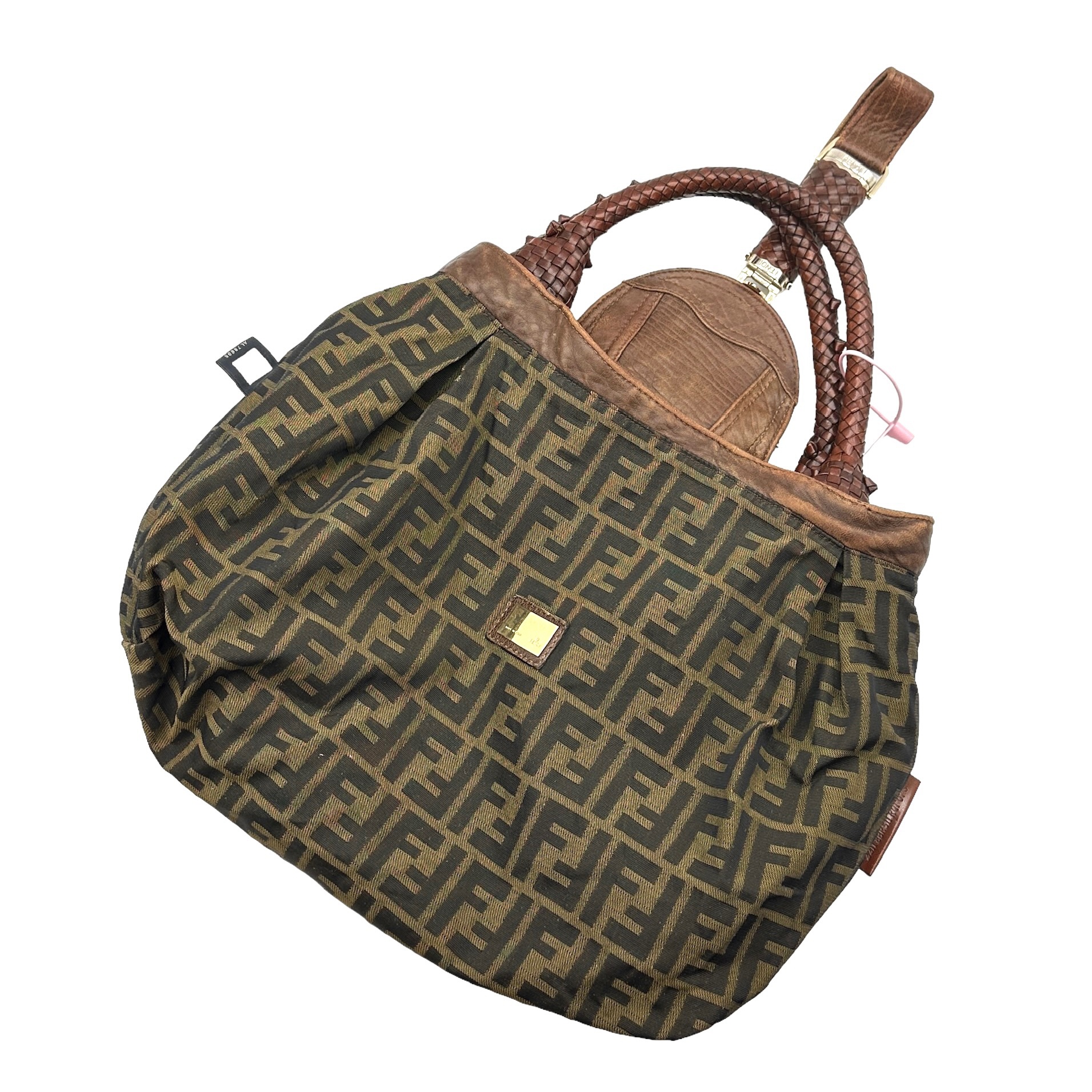 Fendi Pebbled Leather Spy Bag - Image 9