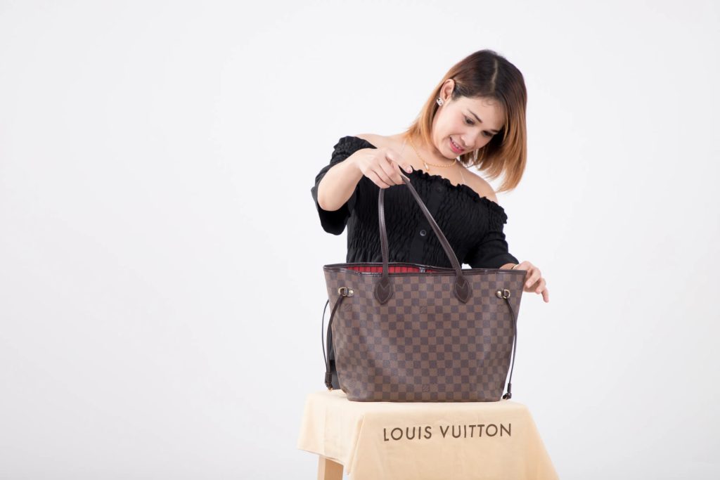 how to clean louis vuitton bag