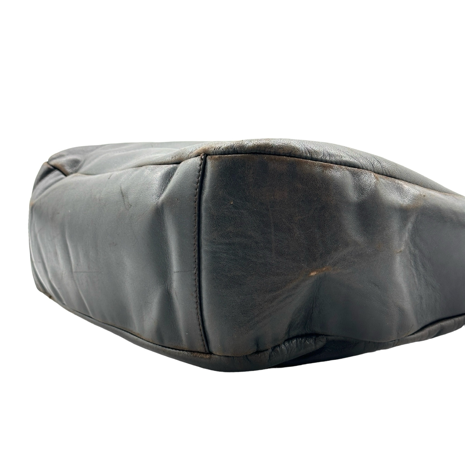 Salvatore Ferragamo Leather Shoulder Bag - Image 8