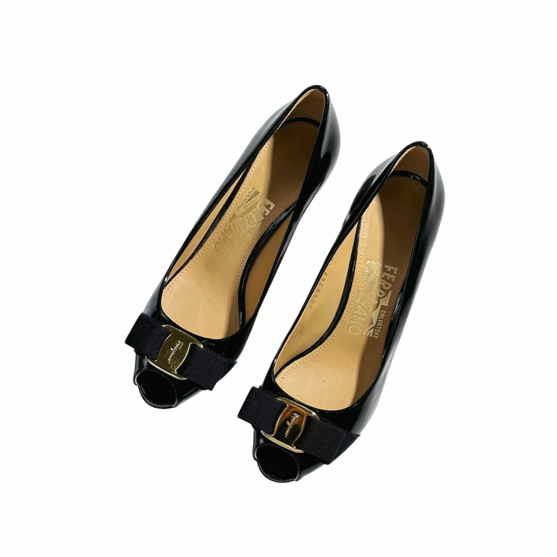 Ferragamo Patent Leather Vara Heels 36.5 - Image 2